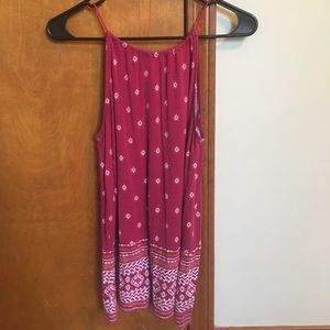 women’s old navy tank top